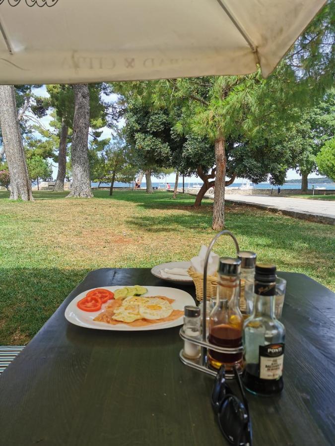 Lora Deluxe Superior 5 Star Apartment, Your Piece Of Heaven By The Sea & Park With Sea & Park View Novigrad Istria 외부 사진