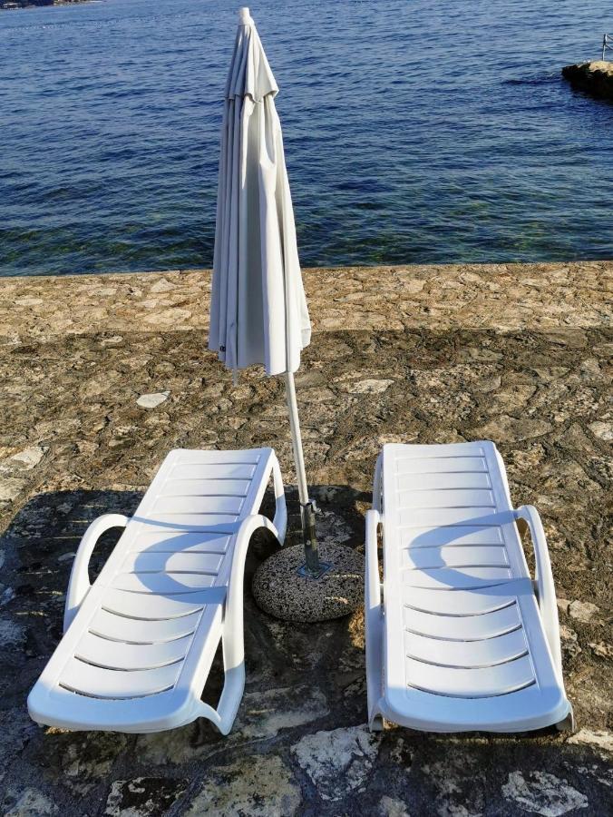 Lora Deluxe Superior 5 Star Apartment, Your Piece Of Heaven By The Sea & Park With Sea & Park View Novigrad Istria 외부 사진